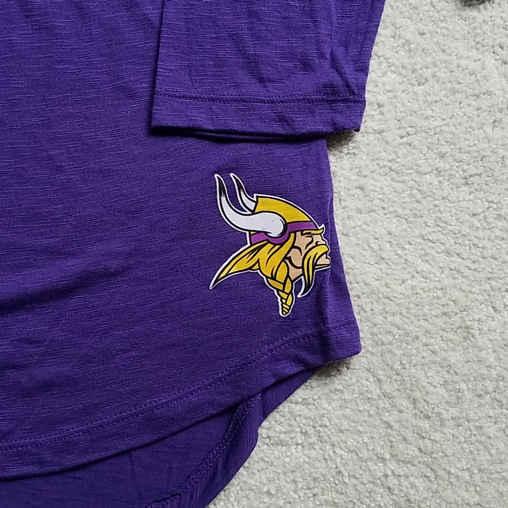 Minnesota Vikings shirt - Picture 2 of 8